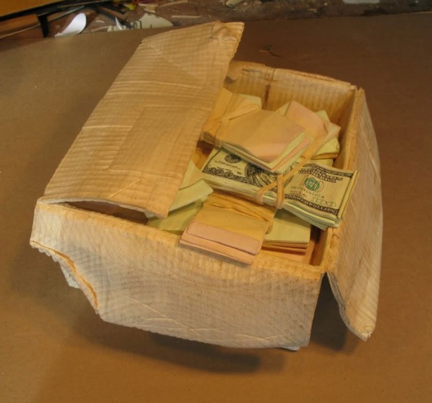 randall-rosenthal-carves-a-block-of-wood-into-a-box-of-money-12